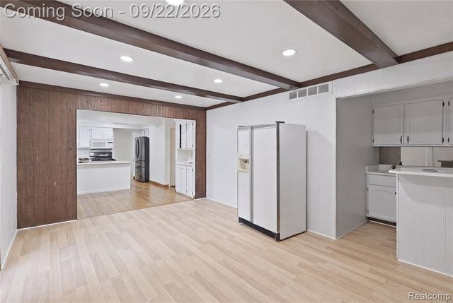 13622 Biscayne Drive, Sterling Heights, MI 48313
