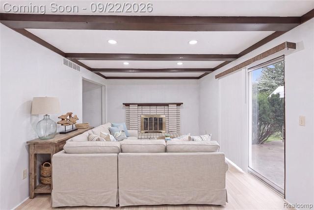 13622 Biscayne Drive, Sterling Heights, MI 48313