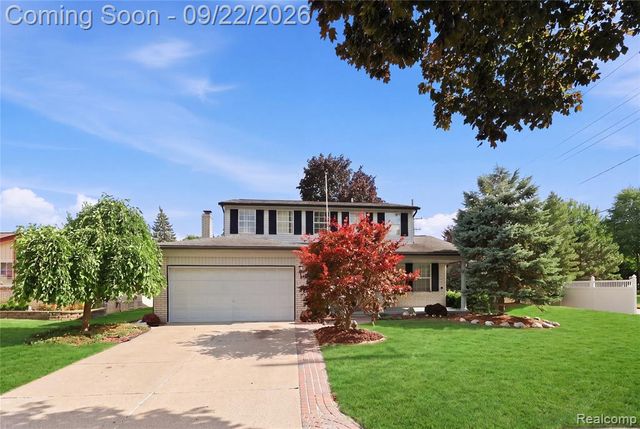 13622 Biscayne Drive, Sterling Heights, MI 48313