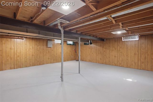 13622 Biscayne Drive, Sterling Heights, MI 48313