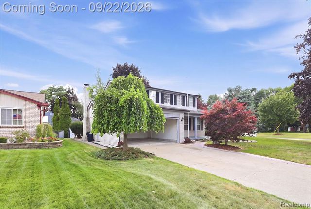 13622 Biscayne Drive, Sterling Heights, MI 48313
