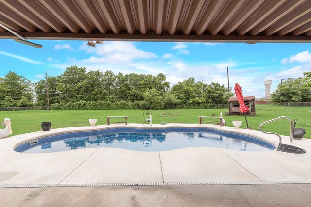 13962 Rainbow Drive, Forney, TX 75126