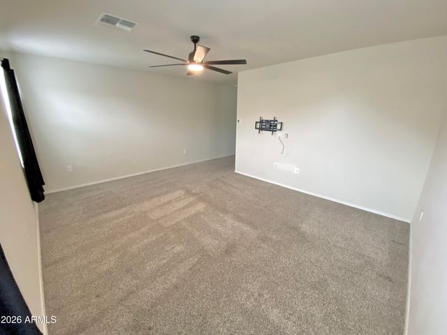 18556 W BUCKSKIN Trail, Wittmann, AZ 85361