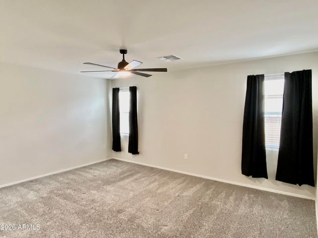 18556 W BUCKSKIN Trail, Wittmann, AZ 85361