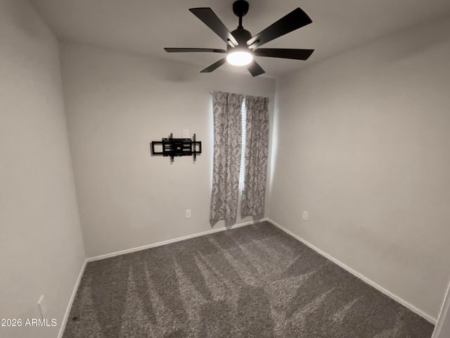 18556 W BUCKSKIN Trail, Wittmann, AZ 85361