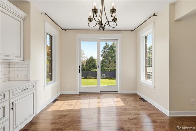35339 W 13 Mile Road, Farmington Hills, MI 48331