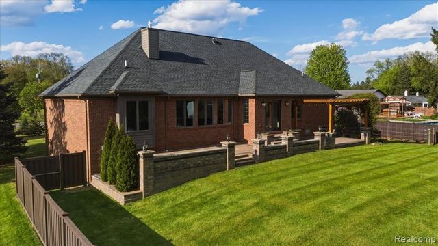35339 W 13 Mile Road, Farmington Hills, MI 48331