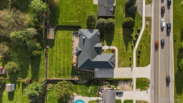 35339 W 13 Mile Road, Farmington Hills, MI 48331