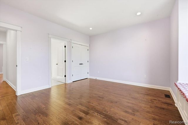35339 W 13 Mile Road, Farmington Hills, MI 48331