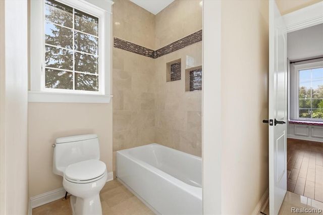 35339 W 13 Mile Road, Farmington Hills, MI 48331