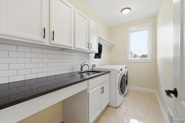 35339 W 13 Mile Road, Farmington Hills, MI 48331