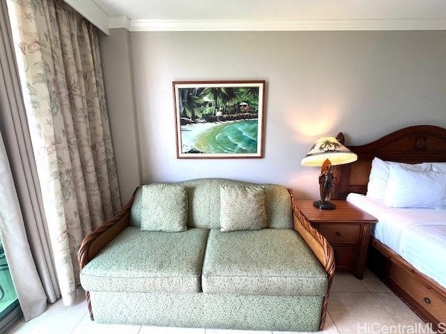 2045 Kalakaua Avenue 402, Honolulu, HI 96815