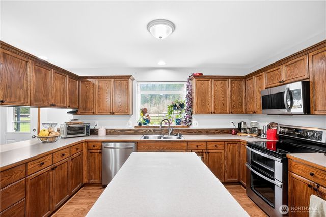 4730 Mt Baker Highway, Deming, WA 98244