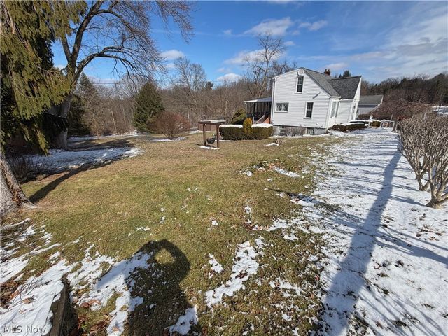 403 Burrows Avenue, East Liverpool, OH 43920