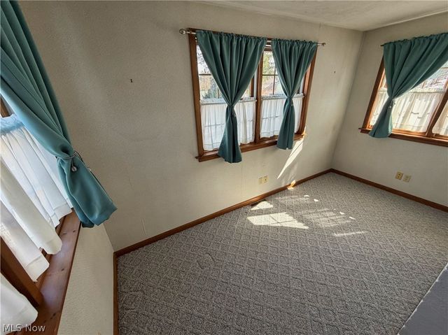 403 Burrows Avenue, East Liverpool, OH 43920