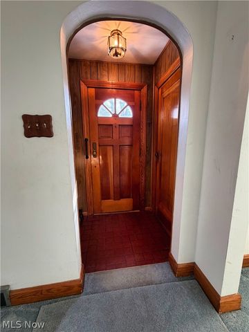 403 Burrows Avenue, East Liverpool, OH 43920