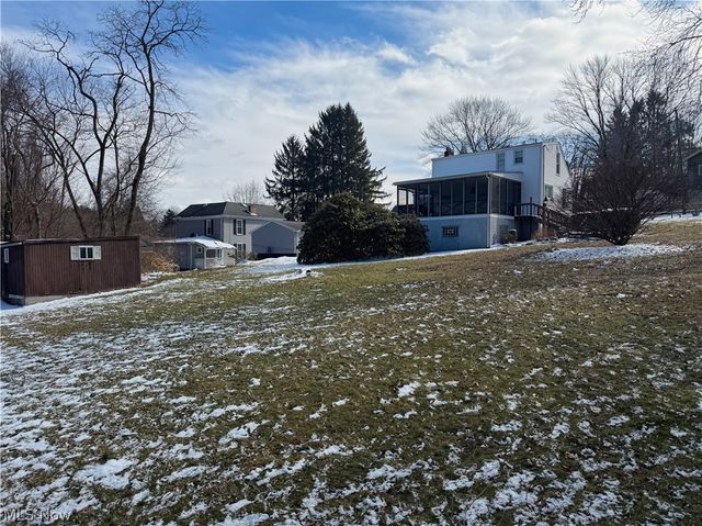 403 Burrows Avenue, East Liverpool, OH 43920