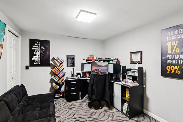 2904 Fox Knoll Court, Johnsburg, IL 60051