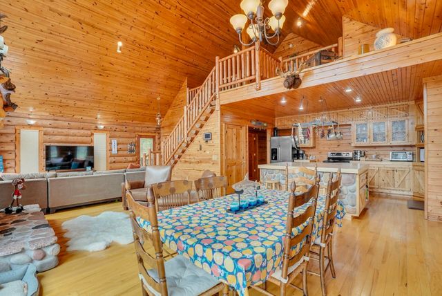 1085 Bundy Drive, Lake Isabella, MI 48893