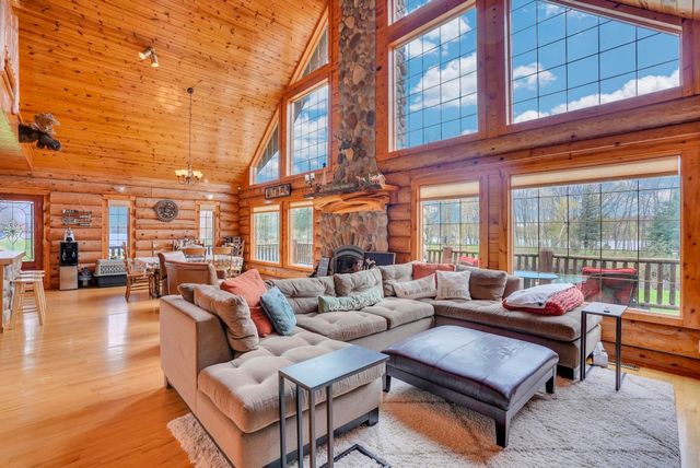 1085 Bundy Drive, Lake Isabella, MI 48893