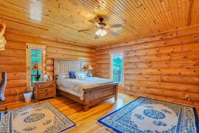 1085 Bundy Drive, Lake Isabella, MI 48893
