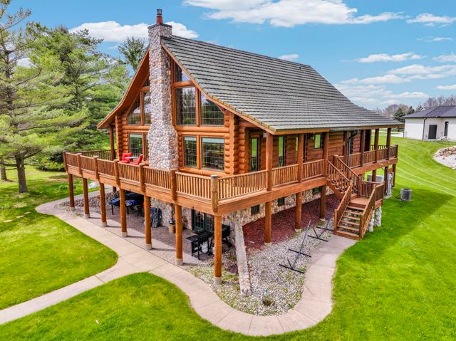 1085 Bundy Drive, Lake Isabella, MI 48893