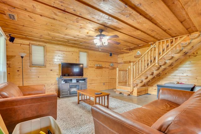 1085 Bundy Drive, Lake Isabella, MI 48893