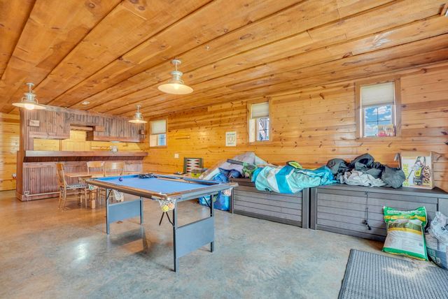 1085 Bundy Drive, Lake Isabella, MI 48893