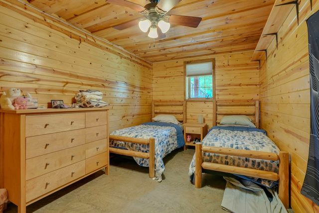 1085 Bundy Drive, Lake Isabella, MI 48893