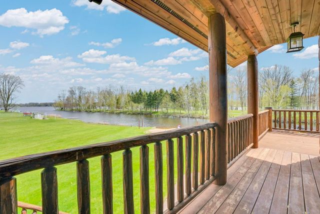1085 Bundy Drive, Lake Isabella, MI 48893