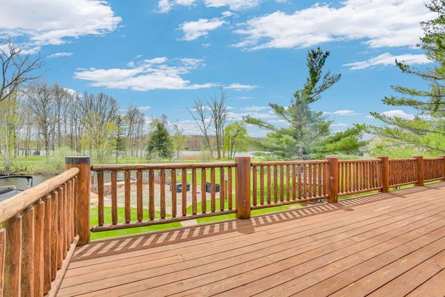 1085 Bundy Drive, Lake Isabella, MI 48893