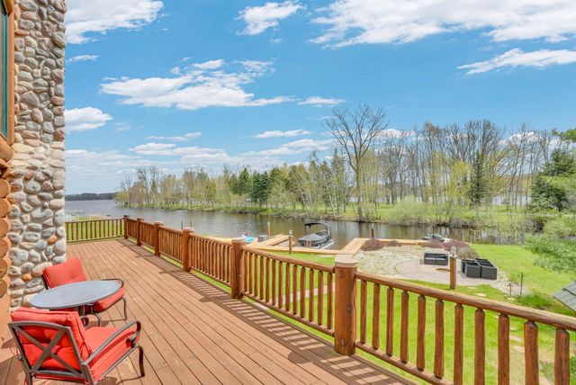 1085 Bundy Drive, Lake Isabella, MI 48893
