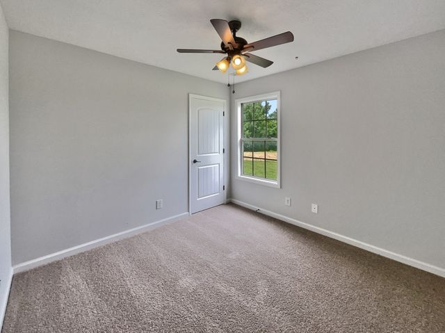 851 Salem Rd, Clarksville, TN 37040