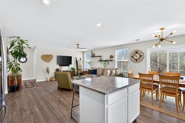 138 Barrington Creek, Piedmont, SC 29673