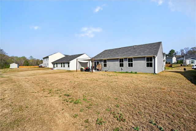 138 Barrington Creek, Piedmont, SC 29673