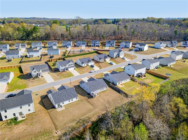 138 Barrington Creek, Piedmont, SC 29673