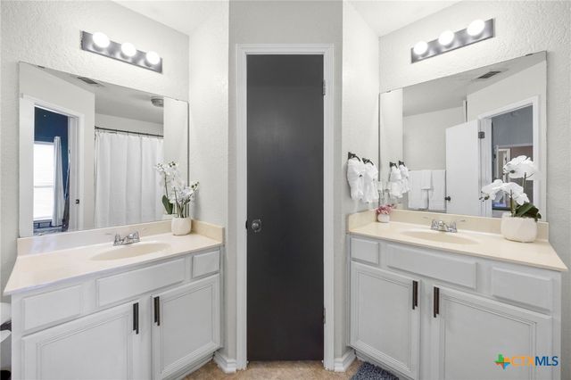 913 Silver Stone Drive, Temple, TX 76502