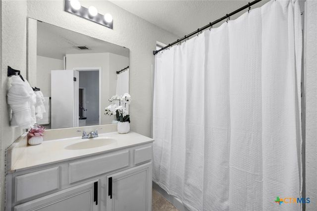 913 Silver Stone Drive, Temple, TX 76502