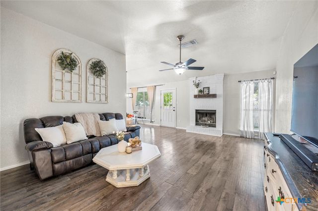 913 Silver Stone Drive, Temple, TX 76502