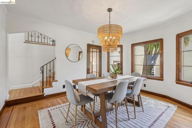833 Rodney DR, San Leandro, CA 94577