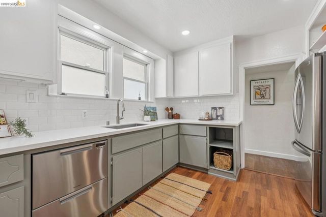 833 Rodney DR, San Leandro, CA 94577