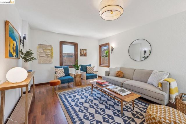 833 Rodney DR, San Leandro, CA 94577