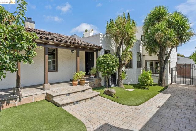 833 Rodney DR, San Leandro, CA 94577