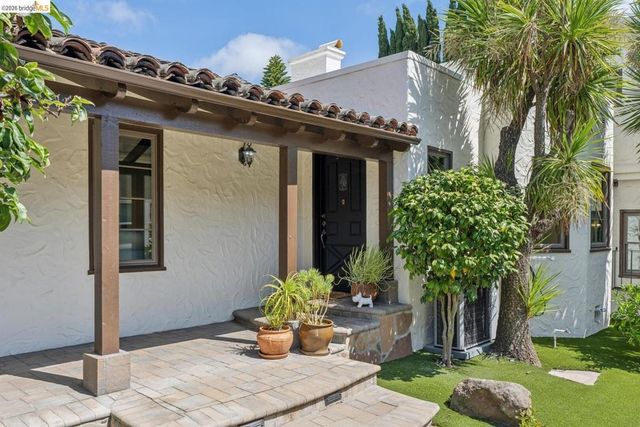 833 Rodney DR, San Leandro, CA 94577