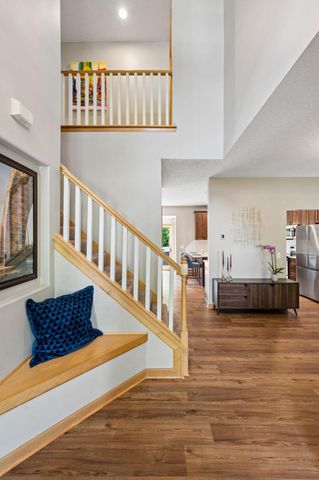 2478 Timber Court E, Maplewood, MN 55119