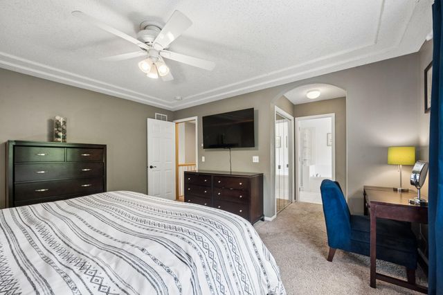 2478 Timber Court E, Maplewood, MN 55119