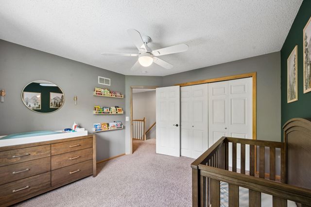 2478 Timber Court E, Maplewood, MN 55119