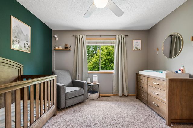 2478 Timber Court E, Maplewood, MN 55119