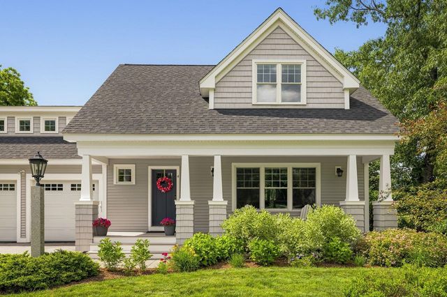 4 Betty Lane, Stratham, NH 03885
