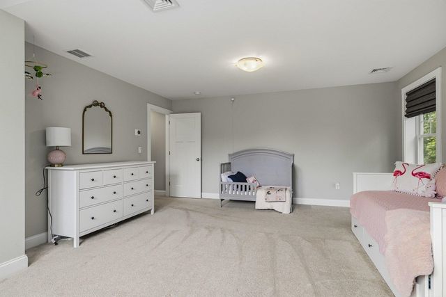 4 Betty Lane, Stratham, NH 03885